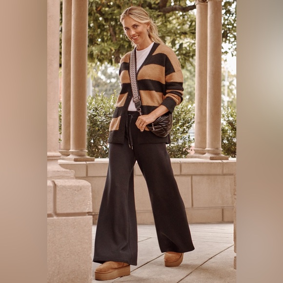 Evereve John + Jenn Phillie Cardigan Sweater Large - Picture 2 of 9